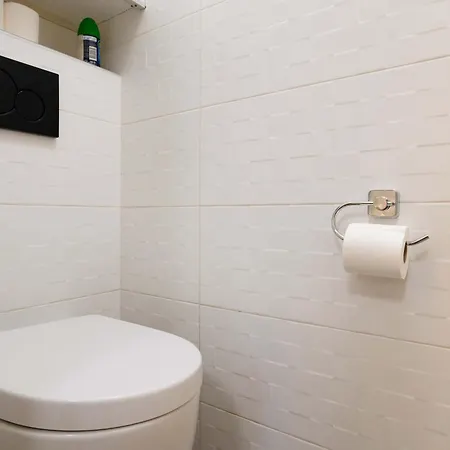 De Charme Republique * Paris